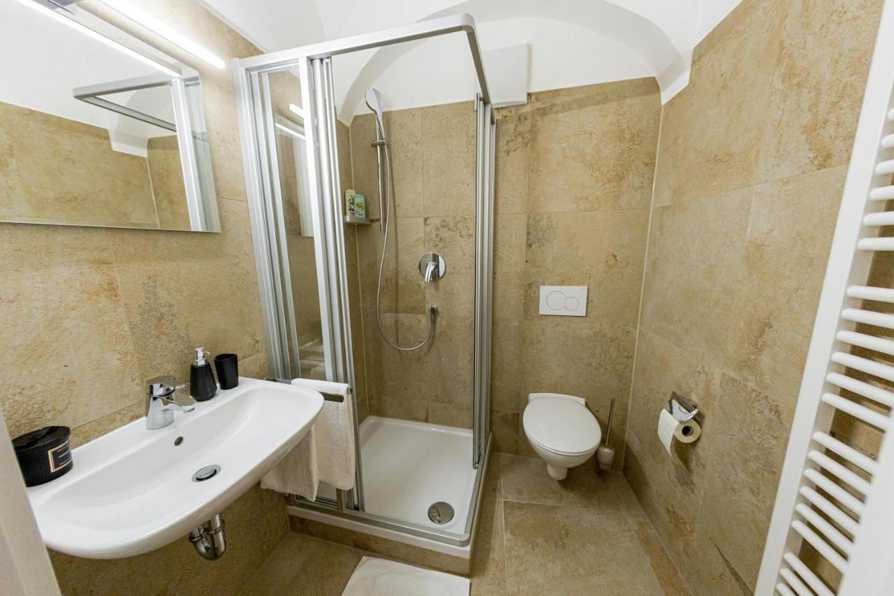 פסאו Servus Apartments Old Town Premium מראה חיצוני תמונה